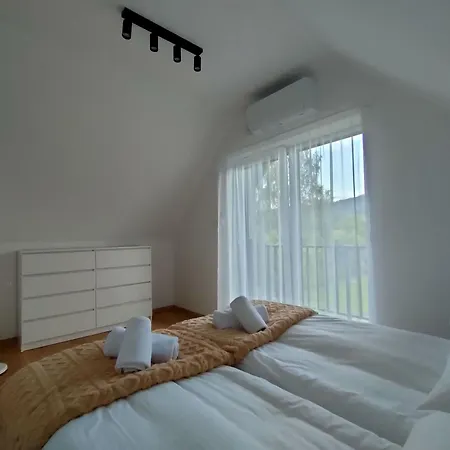 Holiday home Domki Rownia Ustron Cisownica